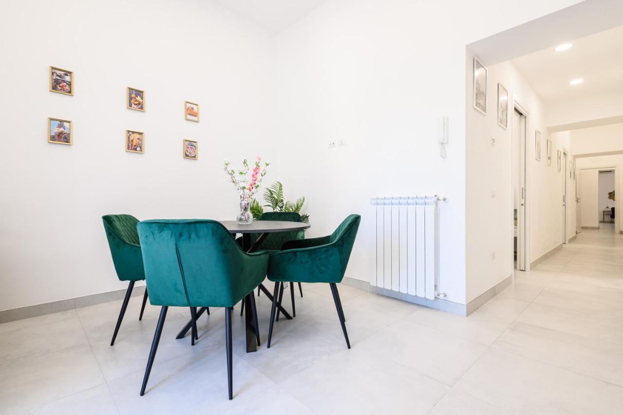 Magical Botanic-Charming Apartment Naples Exterior photo